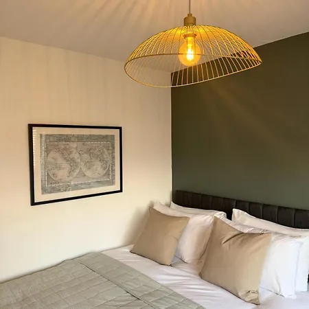 3 Bed House Near Nec, Hs2 For Long - Contractors, Families, Work Groups